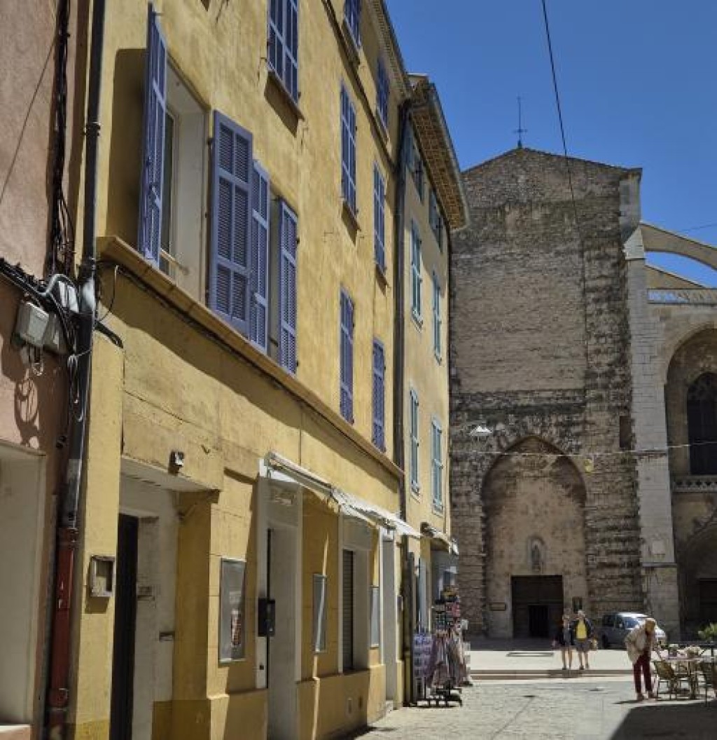 Office de Tourisme de Saint-Maximin-la-Sainte-Baume à Saint-Maximin-la-Sainte-Baume