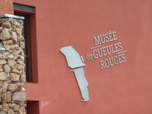 Dossier de presse : FR - Le musée des Gueules Rouges - 2023