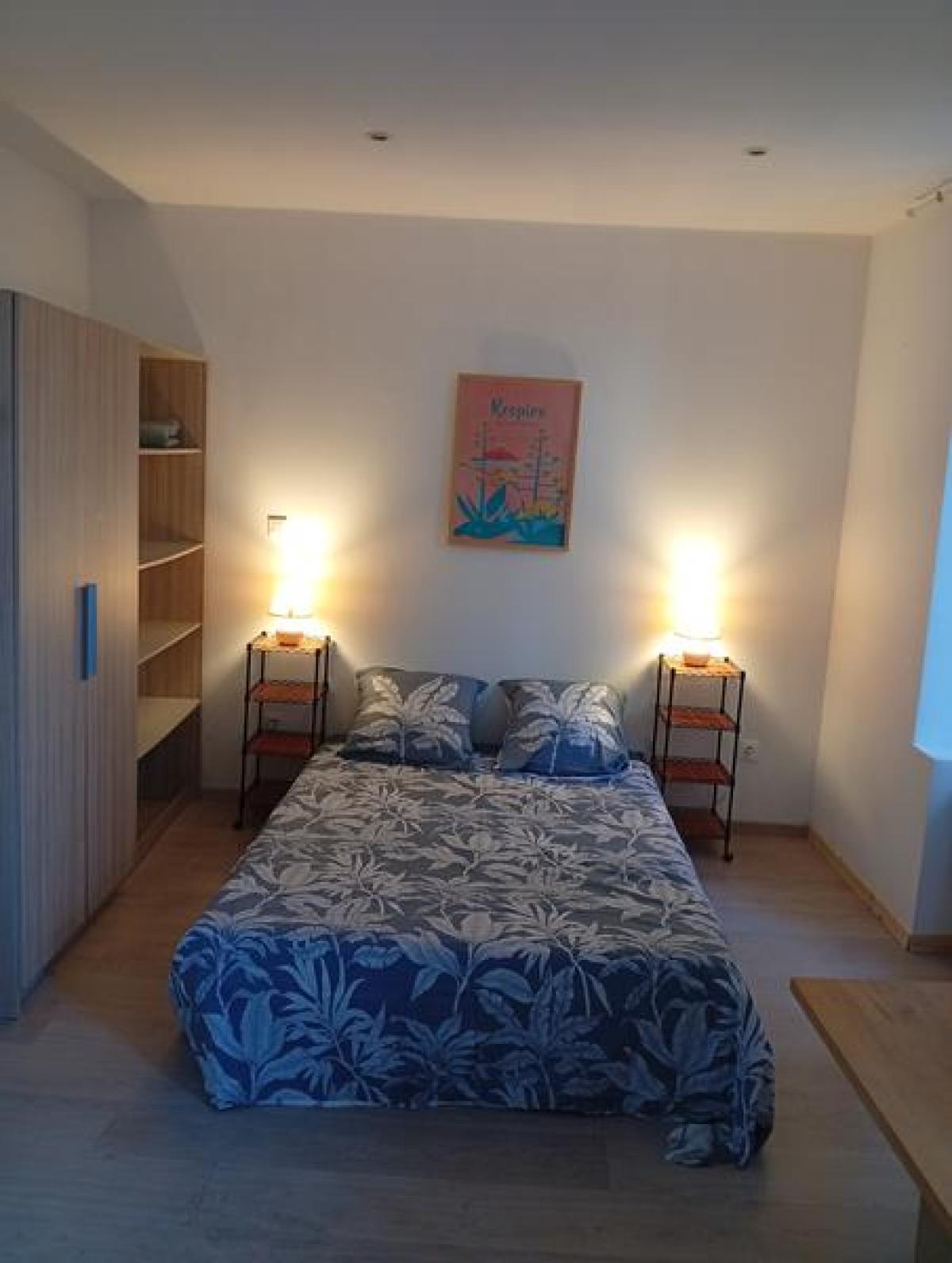 Le Studio de la Place : Location Vacances à Tourves