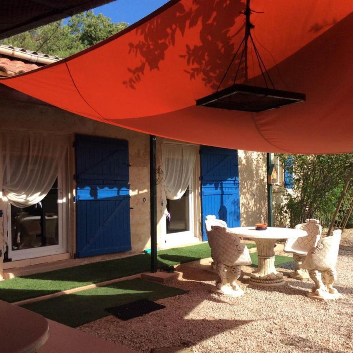 Les Ecuries du Mirandolier - Gîte n°1 : Location Vacances à Tourves