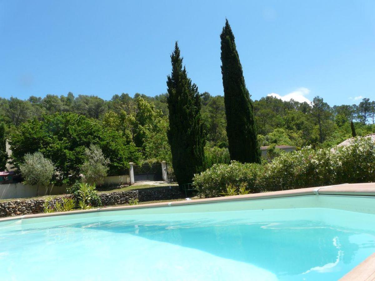 Location FERRANTE : Location Vacances à Méounes les Montrieux