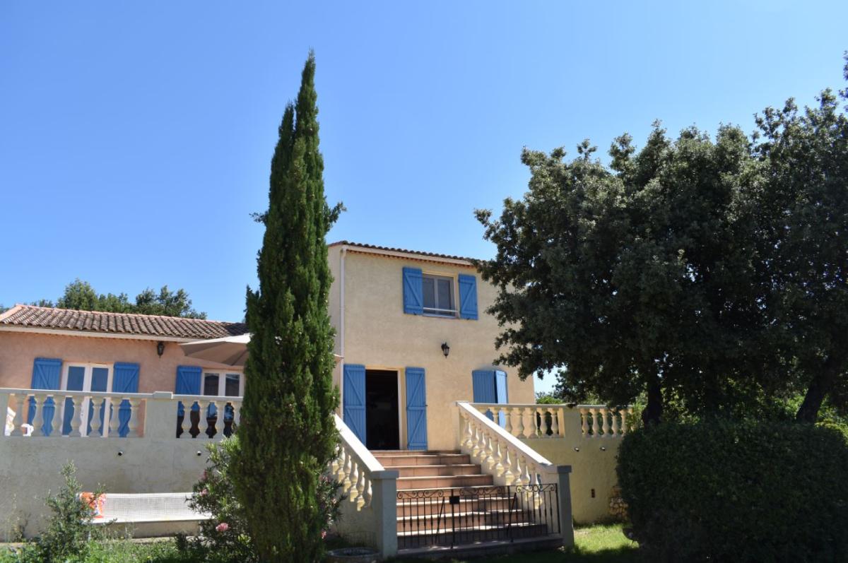 Location CAUCHI - Gîte 2 : Location Vacances à Saint Maximin la Sainte Baume