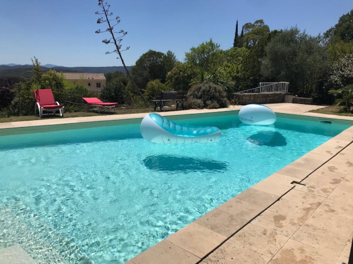 Les Tarentes : Location Vacances à Cotignac